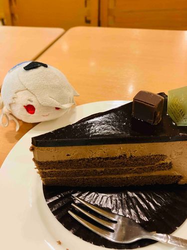 きょうはあるじさまと、すえひろがりをみてきました。たくさんぺんらいとをふってつかれたので、とうぶんほきゅうです。