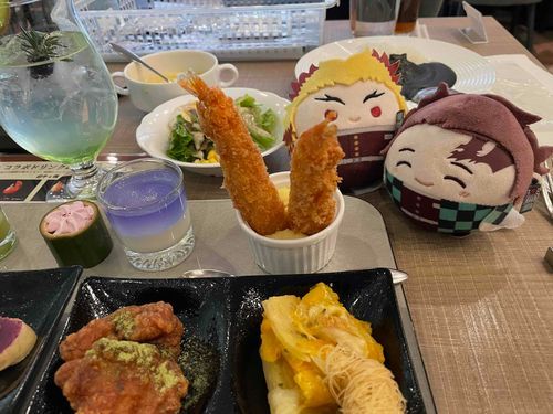 ブッフェ美味しかったね

(　•̀ᴗ•́　)( ⸝⸝◜ᴗ◝ ⸝⸝ )
/今日でおわりですーまたつれていってください\