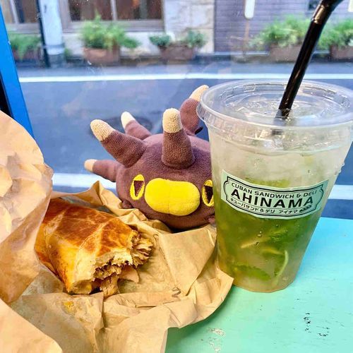 先日ウニちゃんとキューバサンドを食べに行ったよ。美味しかったねえ