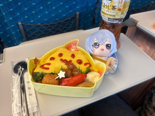ぴよりんお弁当とﾊﾅﾁｬﾝ🐤