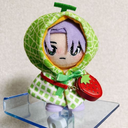 ぬい、大小といるんだけど小ばっか持ち歩いてたらこの子紛失ぬいの衣装ケースの間にぬいポーチごと落ちてたやっと見つけたーあったーーごめんよ
🍈メロンの季節？だよね？
#OOTD