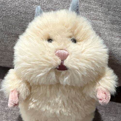 はむにぎりのむぎだよ
よろしくねᐡ ̳ᴗ  ̫ ᴗ ̳ᐡ♡