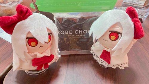 この方々、右が姉のセーラさん、左が妹のラフィさんというらしいです。セーラさんはのんびり家で、ラフィさんは生真面目な方です。私たちを見守る天使の方々で、よく遊んでくれます。