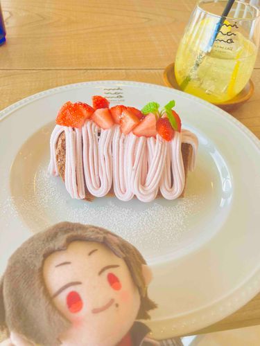 おさんぽさきでたべたよ
いちごふぇあだって🍓