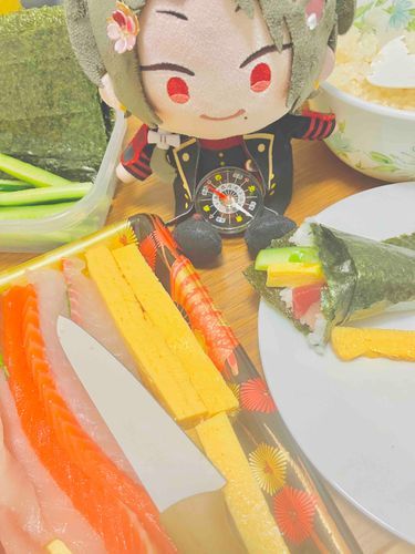 きょうはせつぶんだからてまきずしだって
でもあるじまくのへたすぎ🍣