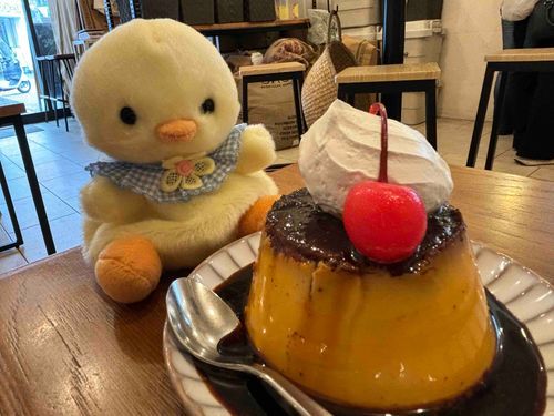 ぼくも食べていいよね？🐥
