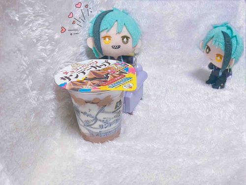 アイス はやく たべたぁ～い ♬.*ﾟ