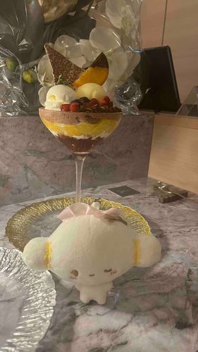 夜パフェたべたみゅん
