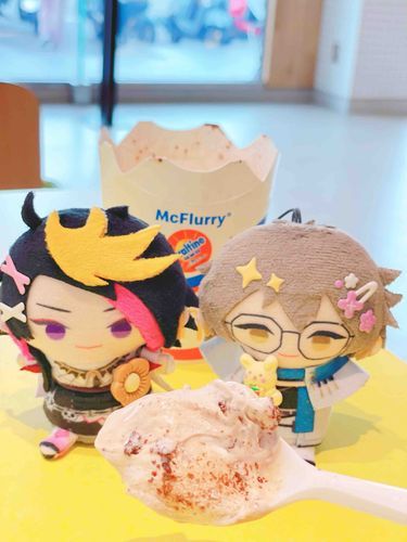君たちも食べたいですか?☺️🍦