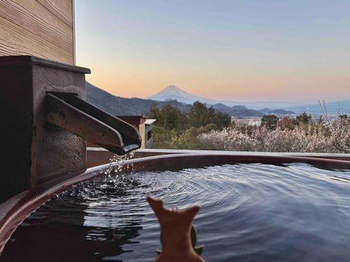 絶景をみながらはいるおふろは最高でェ