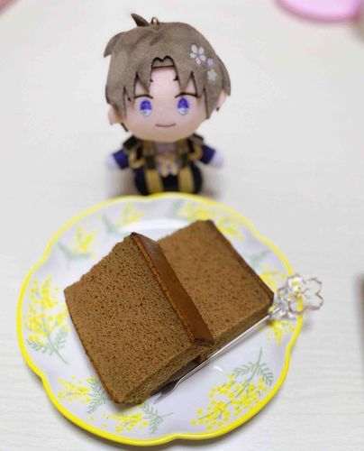 ほうじちゃのかすてらです🍵おちゃがすきなあるじにぴったりのかしですね。
