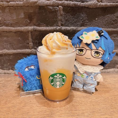 とろり蜜芋 紅はるかフラペチーノを飲みましたよ。
とてもながーい名前ですね〜💙
