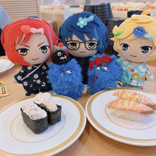 みんなでお寿司🍣を食べに来ましたよ〜💙