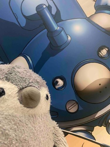 🤖攻殻機動隊🤖
宇都宮で開催されていた、攻殻機動隊の版画販売展に行ってきたよ！

ずっと大好きなアニメで、目の前に並ぶ版画はどれもクオリティが高くて見ているだけでも楽しかったです

写真はタチコマと一緒のぺんすけです