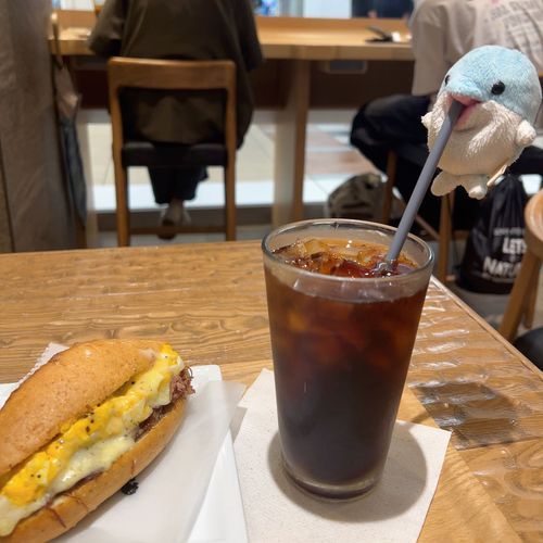コンビーフとたまごサンド うまし