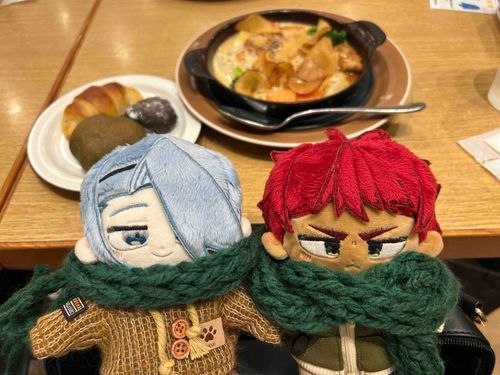 2人でお出かけ
イーサンは寒くてずっと震えてたよ。マフラーあってよかったね。