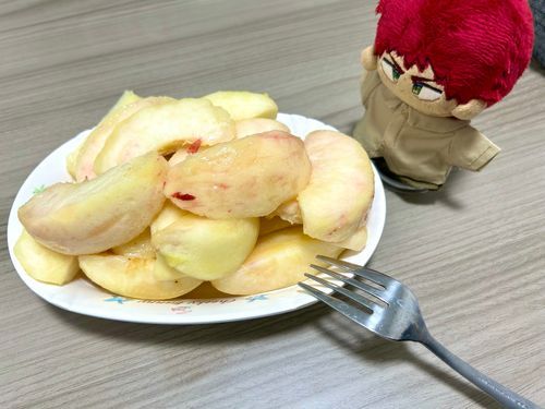 ぜ…ぜいたくすぎる…

全部甘くてじゅわっとして美味しすぎた！桃でお腹いっぱいにできるなんて…幸せだ