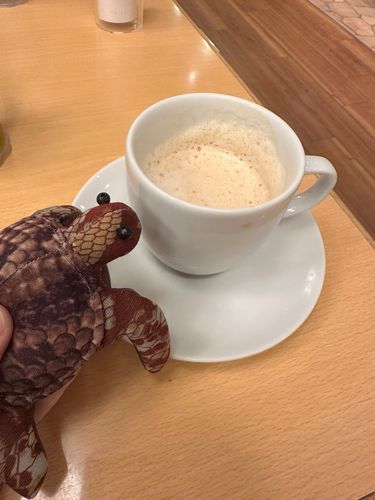 しょくごに
かふぇおれなんかのんじゃったりして
(*´`*)