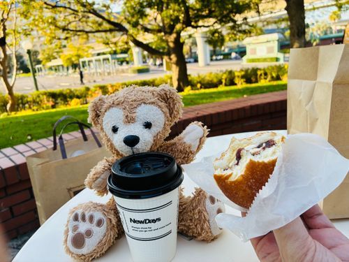 ドーナツとコーヒーで休憩