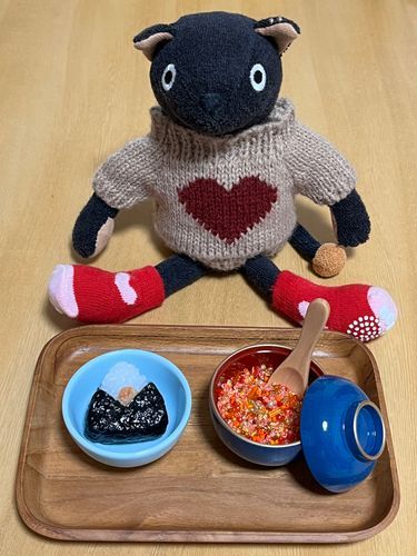 ✧*｡(`◉ ᴥ ◉’)🍙🥣