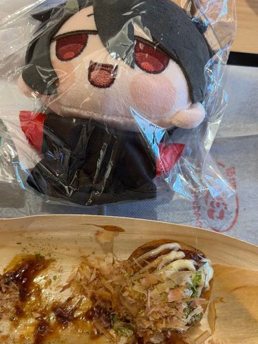ふふっ(  ˶¯ ꒳¯˵)
最後の１個だって食べていいってこと!?