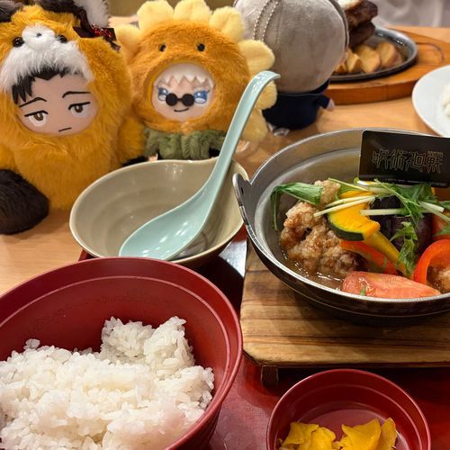 コラボおいしかった〜🍚