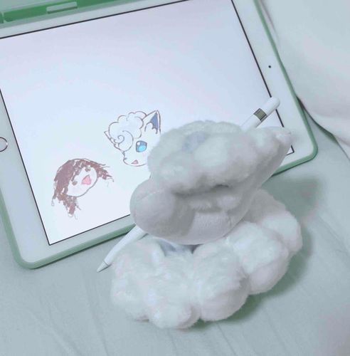 いっしょにおえかき

トレーナーがわたしをかいてくれたので、わたしはトレーナーをかきました