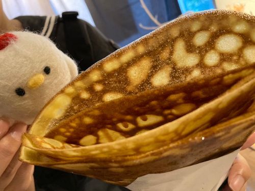 パリパリクレープにご満悦。