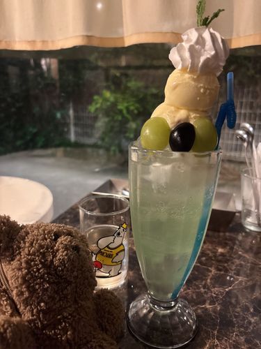 でっか〜いクリームソーダ
