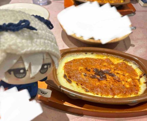 長年サイゼリヤ行ってるのに
ドリア食べるのは初　・×・