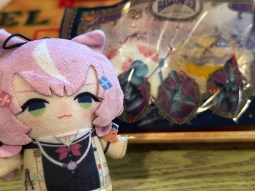 ナリ様こちらハロウィン限定メニューにございます🎃