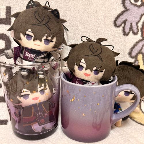 ぱぺ！！！！！！！！
（俺っぽい色のグラスとマグカップだ！）
ぱぺ！！！！！！！！
（俺たちで写真を撮ったぞ！）