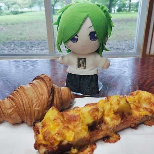 朝ごはん🥐
今日は日帰り温泉でゆったりするよ！