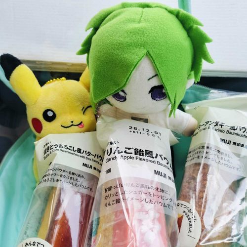 おやつ買いすぎだよ(´ ・ω・｀)
