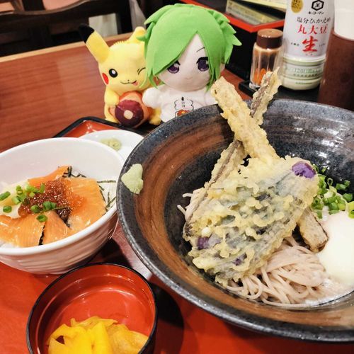 晩御飯！まるまつのお蕎麦！
行きたかったお店、お休みだった(´ ・ω・｀)