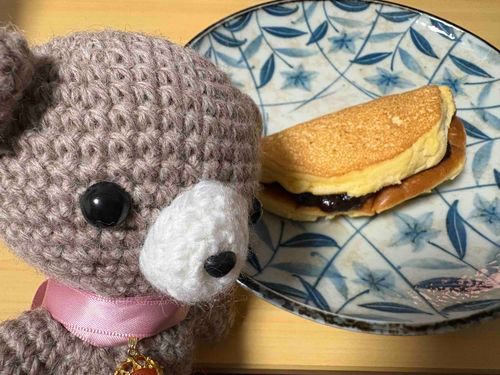 五勝手屋ロール✨
ふわっふわのパンケーキみたいな生地であんこを挟んだ、和スイーツ🫘
あんこ好きにはたまらないよぉ〜！🐻🫶😍