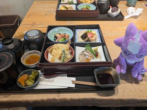 「和食〜🎶」