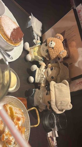 とるよー!って言われてカメラみたのによしぜんぜん見とらん、そんなにたべたかったの?ってかいとくんに言われとったわ。
おれ?おれもたべたかったけどカメラめせんするともちぬしさんよろこんでくれるんよ😉
のり