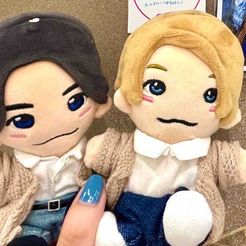 おれらまいごになってもかえってこれるようになふだ📛つけてもろた!前から見えへんしええやん?😏
よし
かんせいしてないからかんせいしたらみんなにおひろめしようね!だって、かわいくしてもらうからまっててなぁ〜
のり
