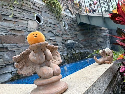 天使に掲げられしもぐらころっけ。