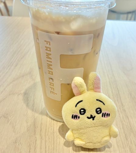 LLサイズのカフェラテ！でかい！🐰✨