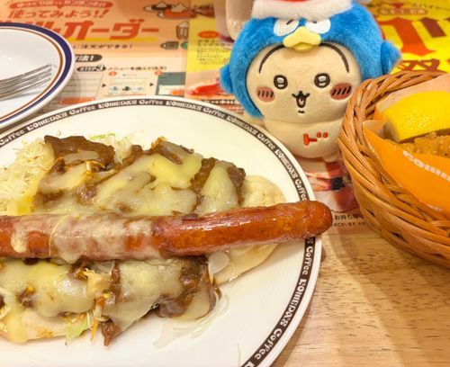 またカリー祭り来た🍛カリーナンドッグ見た目は悪いけど味は美味しかった✨🐰🌭でもタンドリーチキンサンドの方がおすすめかも💭