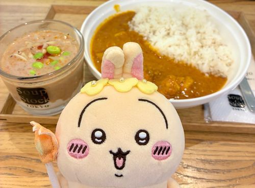 スープストックでカレーと冷たい坦々スープを飲んだ🥣🐰✨ピリ辛で美味しかったよ〜