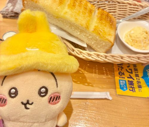 モーニング🐰✨🥚パンがフワフワ🍞