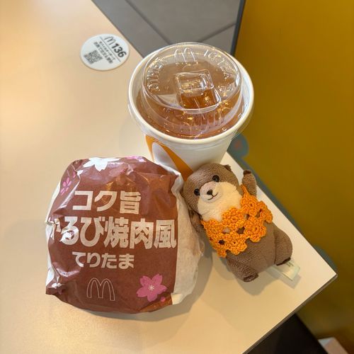 みんなのとこは も さくら まんかい？
わっちのとこは もすこし かかりそ
はやく さくら みたいな