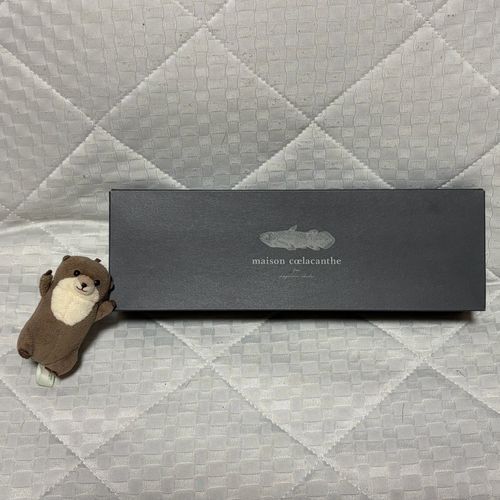 しーらかんす もなか ていう あんばた もなか もらったよ！
おみせ いつも こんでて あんま かえないから すっごく うれし
これ ばたーが すっごく おいしんだ
ろっこ あるけど すぐ なくなったよ
