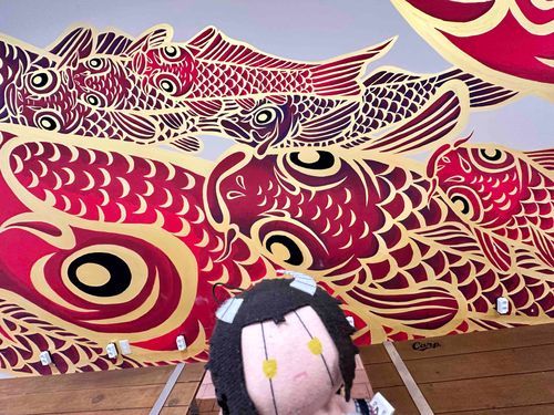 ファーファン
ちょっと遅くなったが、前回のスタジアムの続きだぜ⭐️ワイ達とスタジアム内歩いていたら、スゲェ、鯉の群れがいたぜ。迫力あるな