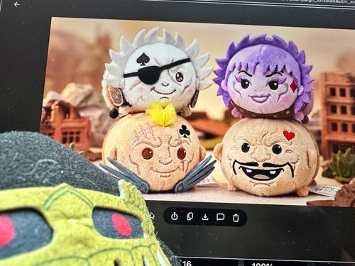 ジャギっち
んっ！？天の声、お前、咳ゴホゴホ😷しながら、何やってんだよ。ってか、コイツら、確かオレのいた世界にいた奴らじゃあ、、、しかも、なんでこんな姿に、、、
天の声
じっとするのもなんのもんで、生成AIで作りました、ゴボッ
※画像のぬいぐるみは、販売されておりませんあしからず

ジャギっち
遊ばずに休め‼️