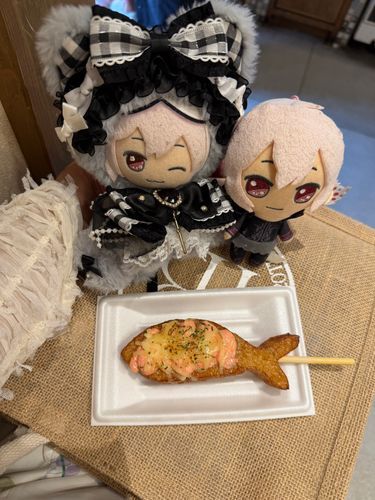 これも かまくらりょこ の おしゃしん໒꒰ྀི∩˃ ᵕ ˂∩꒱ྀི১おさかなさんの かたち🐟