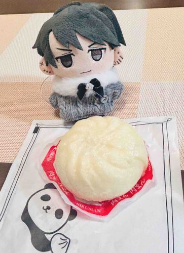 白くてモチモチまるいもの